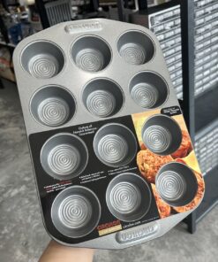 CIRCUION 12 Cup Muffin Pan